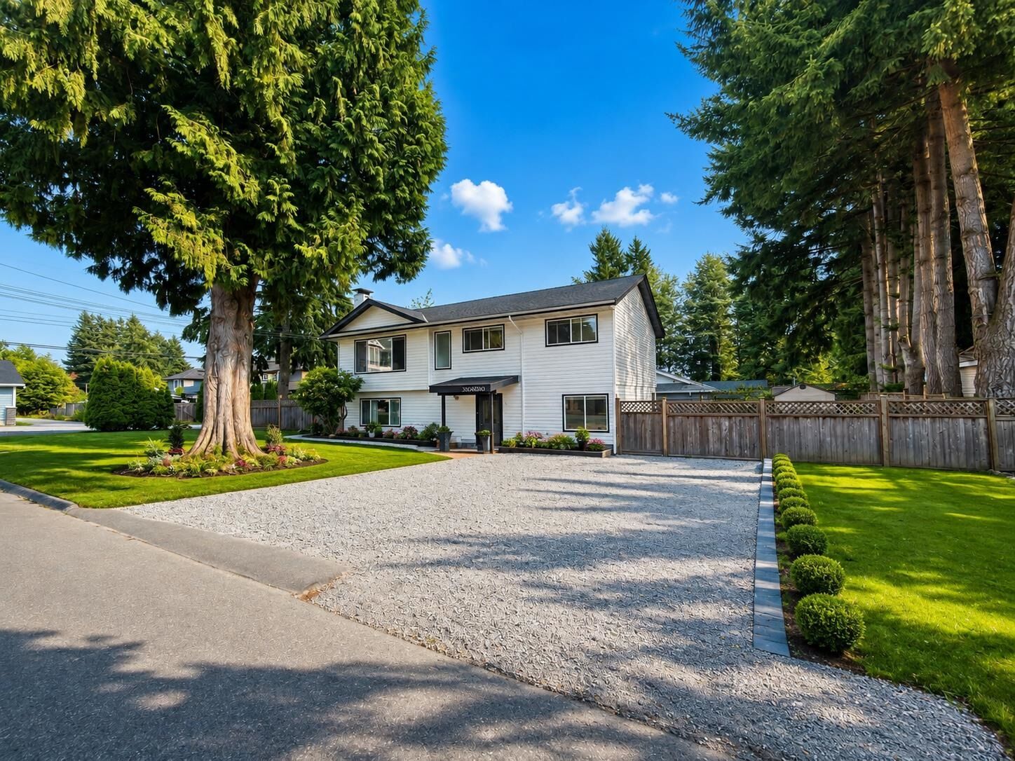 Property Photo: 33040 Arbutus Avenue BC V2V 2R8