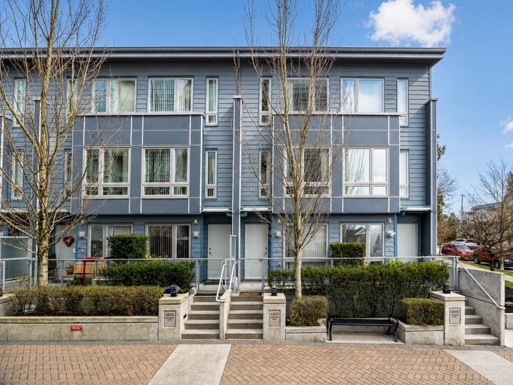 Property Photo: 4888 Eldorado Mews BC V5R 0B1