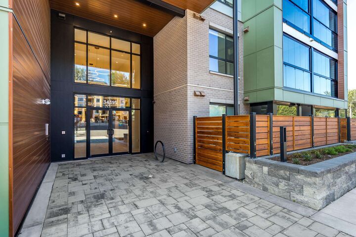 Property Photo:  34395 Gladys Avenue 205  BC V2S 0R4 