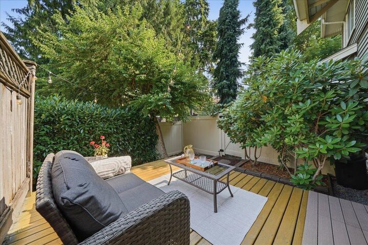 621 Langside Avenue 19 — photo 1
