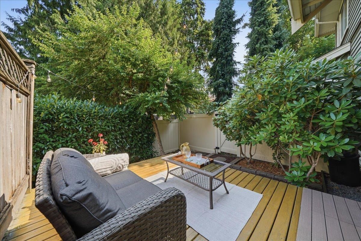 Property Photo: 621 Langside Avenue 19 BC V3J 0A8