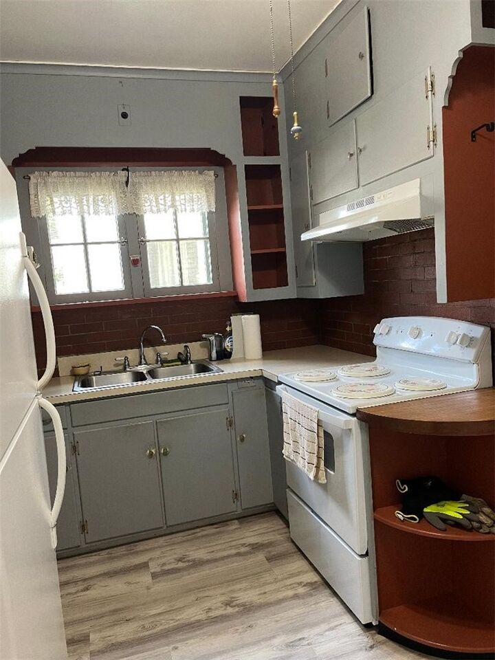 Property Photo: 139 E William Street NY 14810