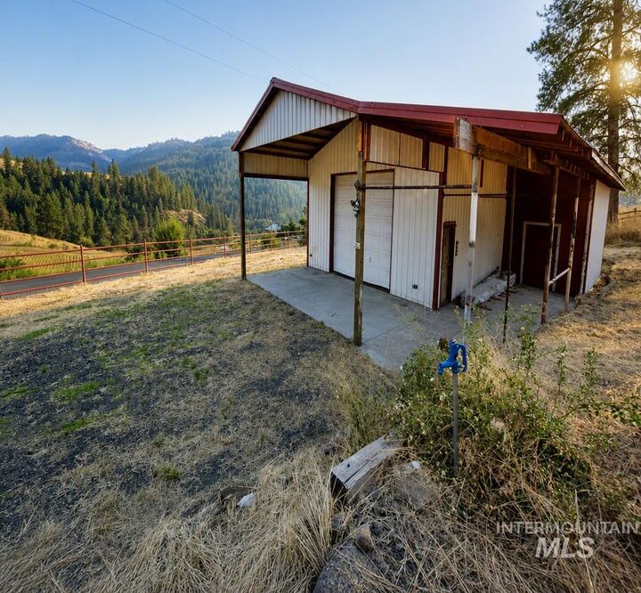 Property Photo:  41167 Little Canyon Road  ID 83545 