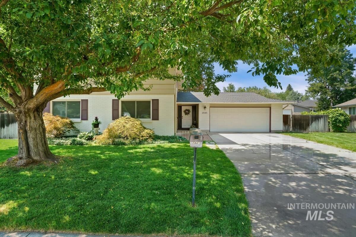 Property Photo: 2845 S Snowflake Dr ID 83706