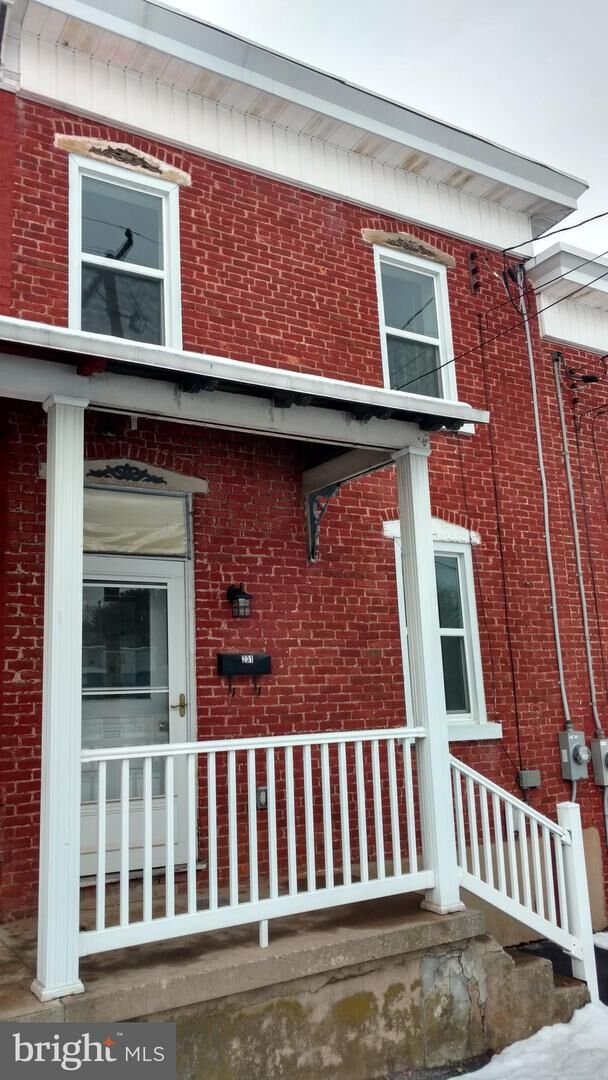 Property Photo: 231 N Walborn PA 17961
