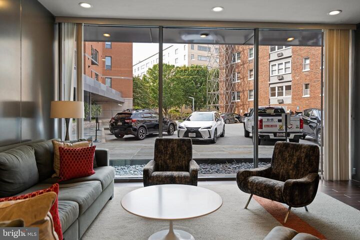 Property Photo:  3883 Connecticut Avenue NW 619  DC 20008 