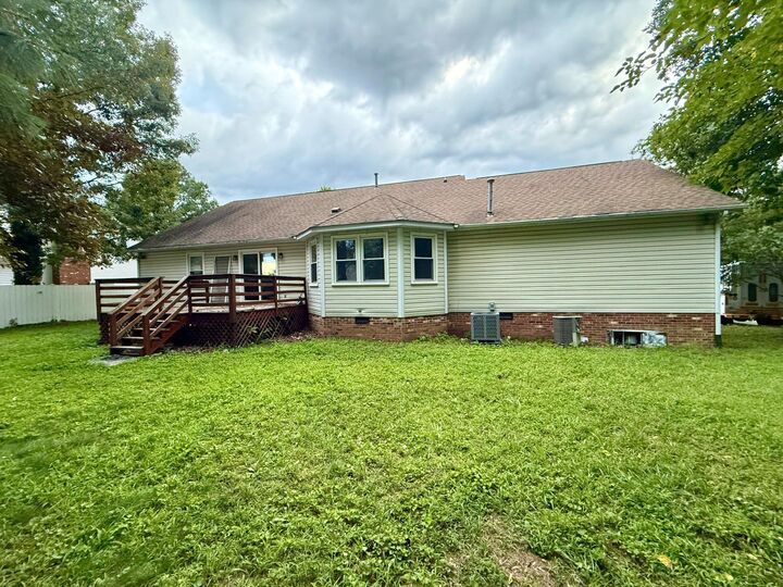 Property Photo:  505 Maple Grove Drive  VA 22407 
