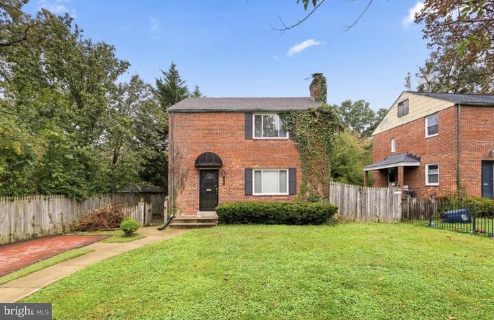 Property Photo:  1502 Delmont Lane  MD 20912 