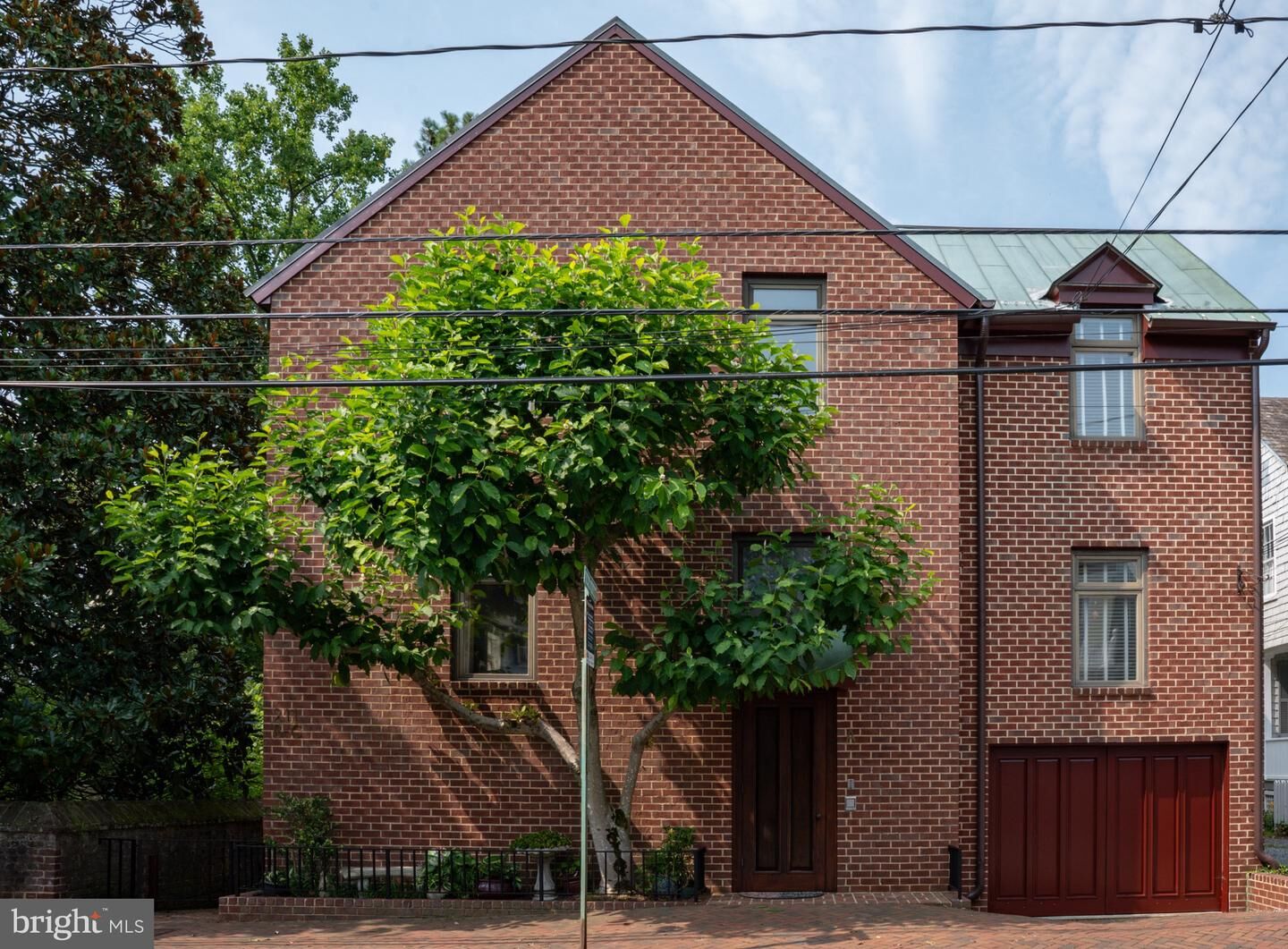 Property Photo:  211 King George Street A  MD 21401 