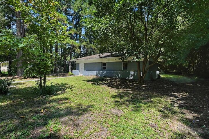Property Photo: 411 E Wine St. SC 29574