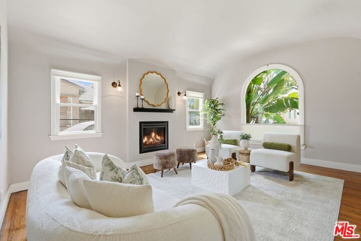 Property Photo: 3130 Hutchison Ave CA 90034
