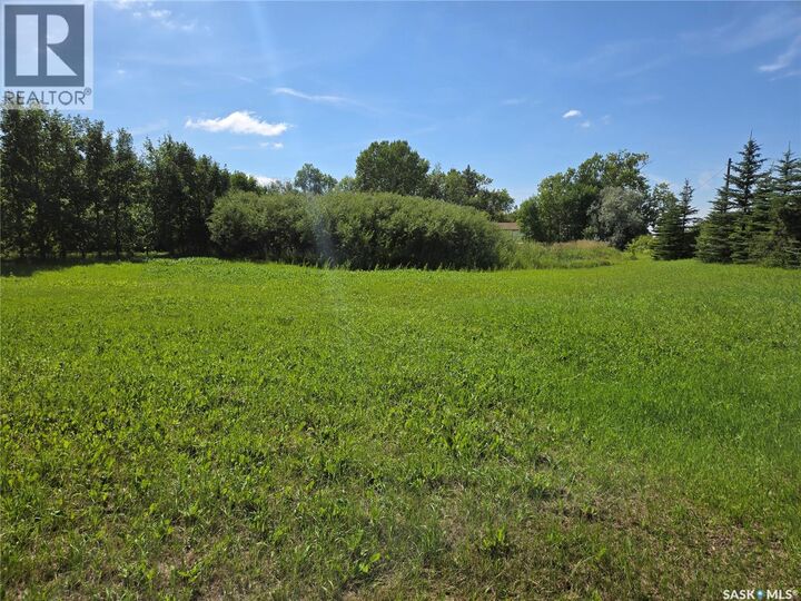 Property Photo:  1 1st Avenue  SK S0G 1K0 