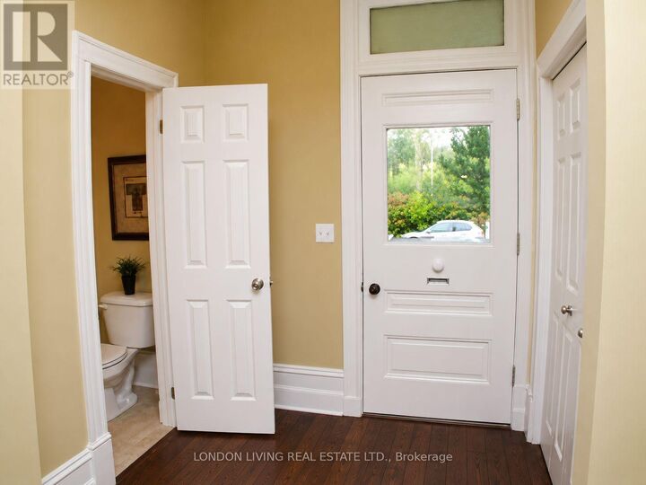 Property Photo:  45 Beaconsfield Avenue  ON N6C 1B6 