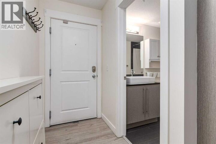 Property Photo:  11 Mahogany Row Southeast  AB T3M 2L6 