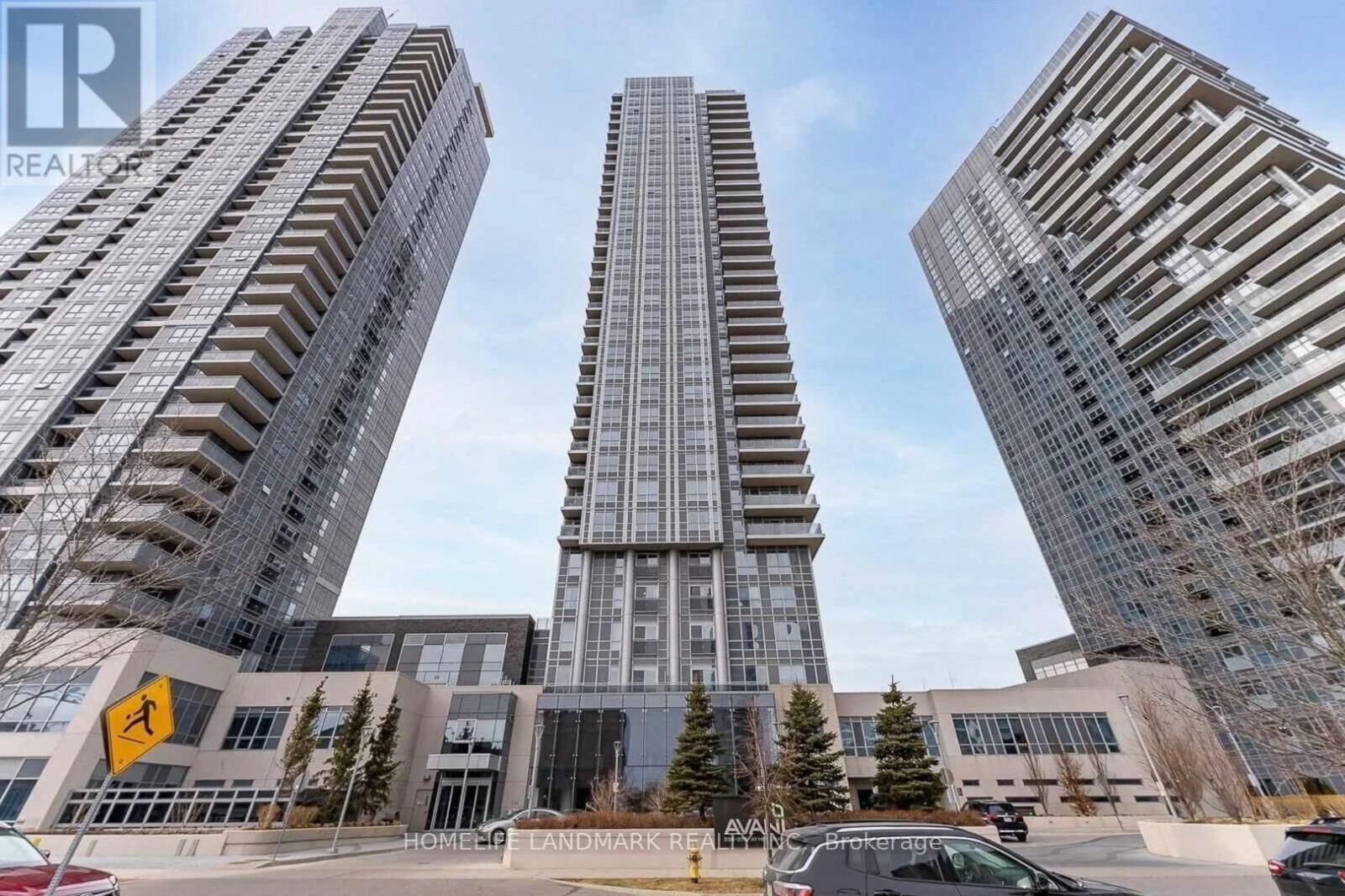 Property Photo:  255 Village Green Square 503  ON M1S 0L7 