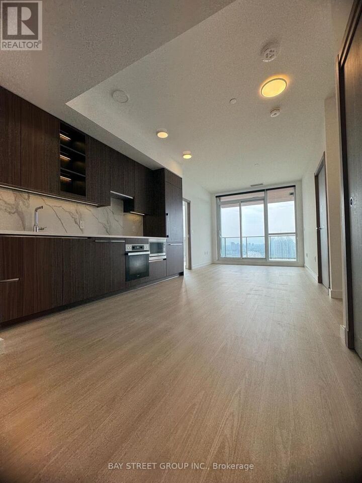 Property Photo: 27 McMahon Drive ON M2K 0J2