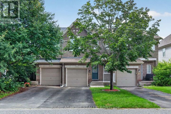 2022 Melette Crescent — photo 1