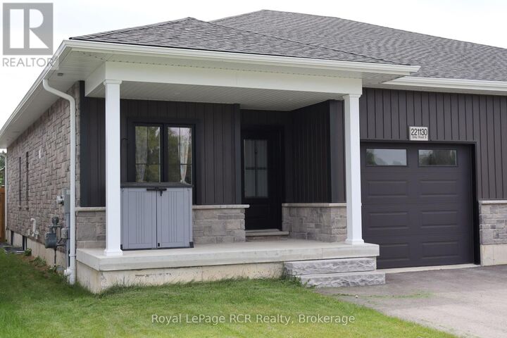 221130 Grey Road 9 — photo 1