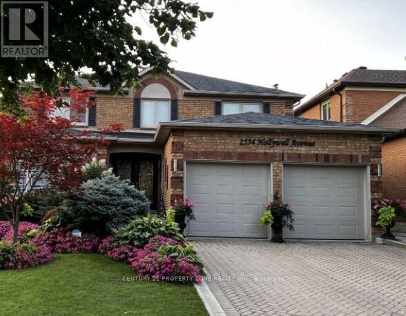 Property Photo:  1534 Hollywell Avenue  ON L5N 4P5 