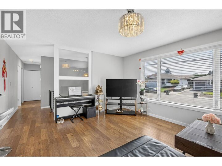 Property Photo: 127 Okanagan Avenue West BC V2A 3L2