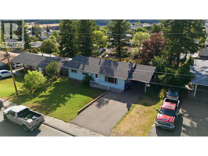 Property Photo: 725 4th Avenue BC V2G 2E8