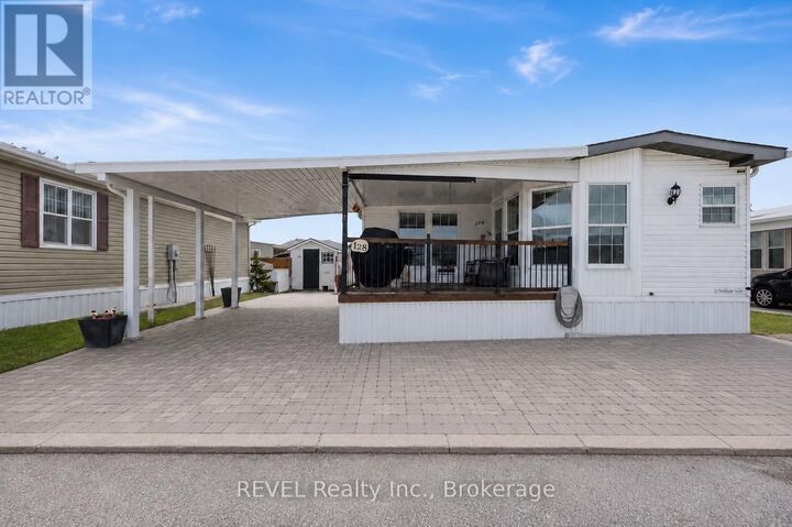 3033 Townline Road 128 — photo 1