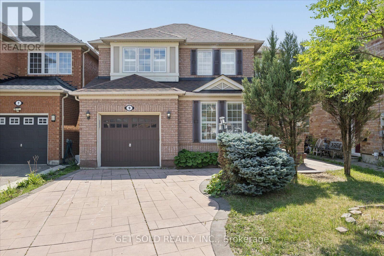 Property Photo:  9 Raccoon Street  ON L6S 6L8 