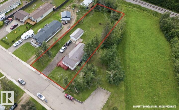 Property Photo:  5409 45 St  AB T0A 2W0 
