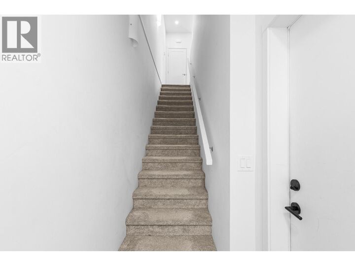 Property Photo:  610 Academy Way 19  BC V1V 0H2 