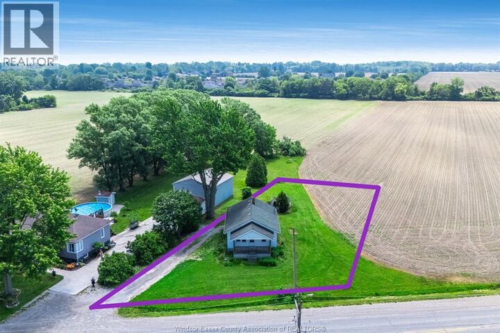 Property Photo:  389 County Road 20  ON N9Y 2K3 