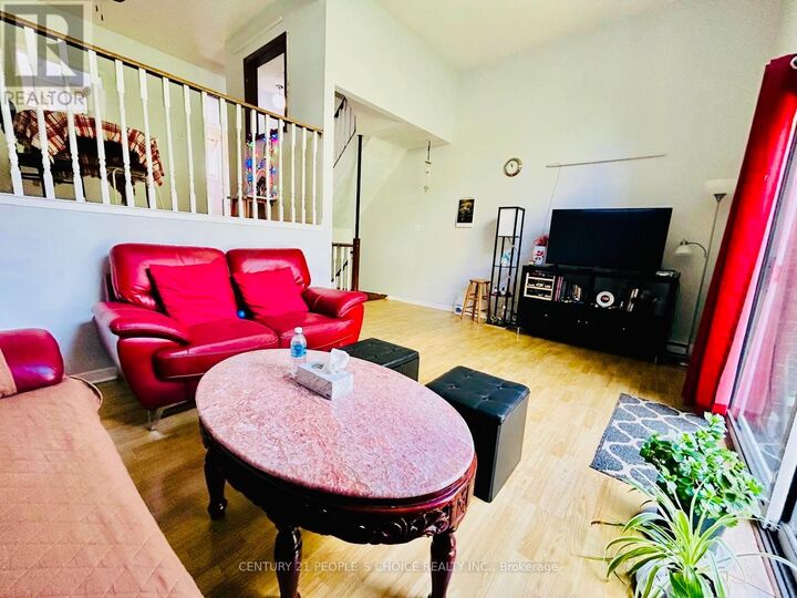 Property Photo: 25 McCallum Court ON L6W 3M4