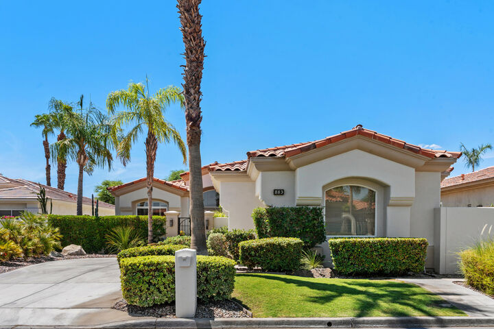 Property Photo:  883 Mesa Grande Drive  CA 92211 