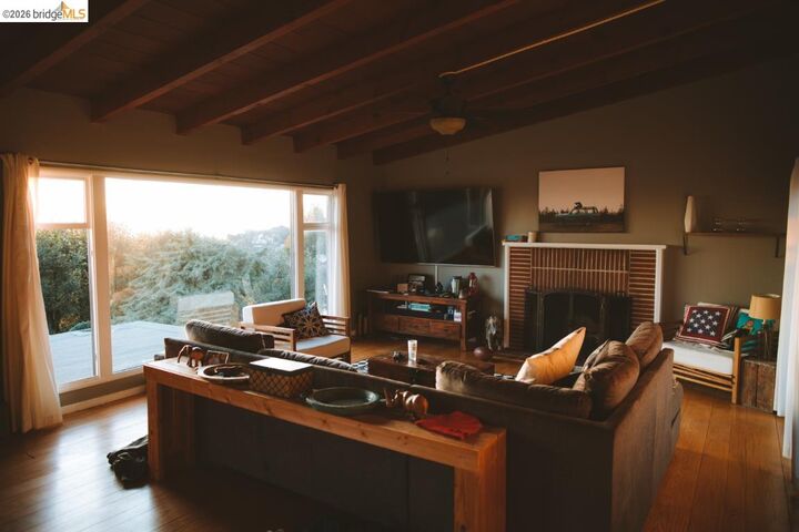 Property Photo: 6100 Skyline Blvd CA 94611