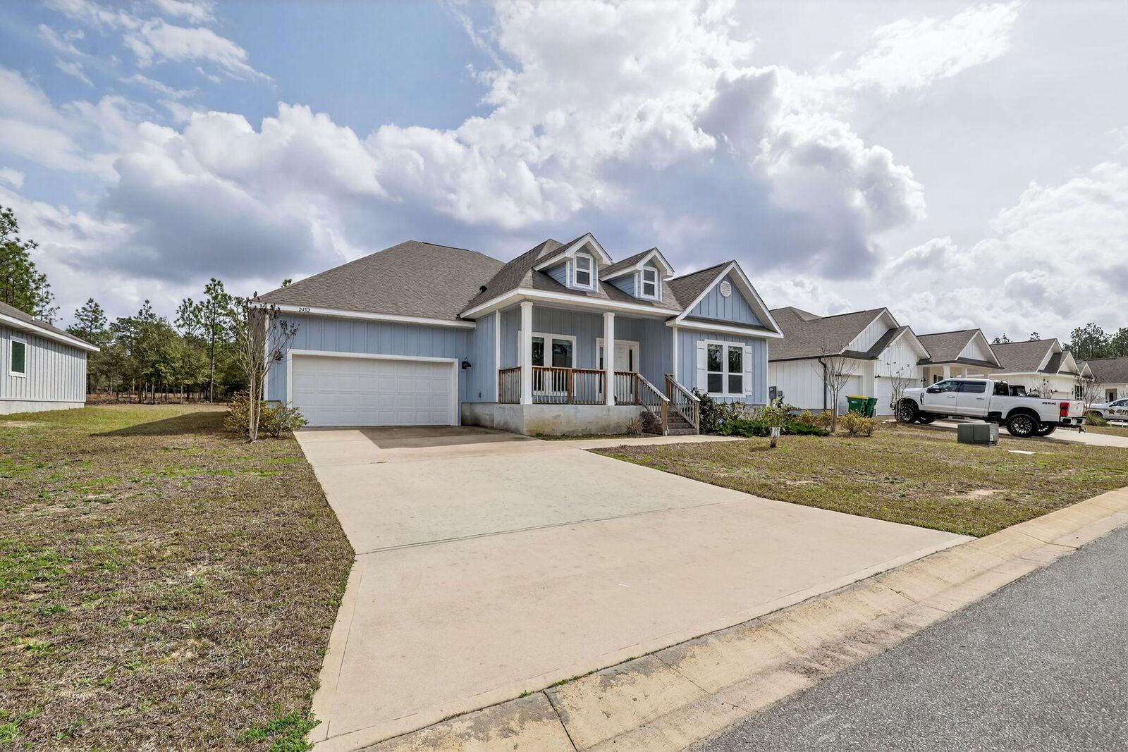 Property Photo:  2452 Dakota Way  FL 32536 