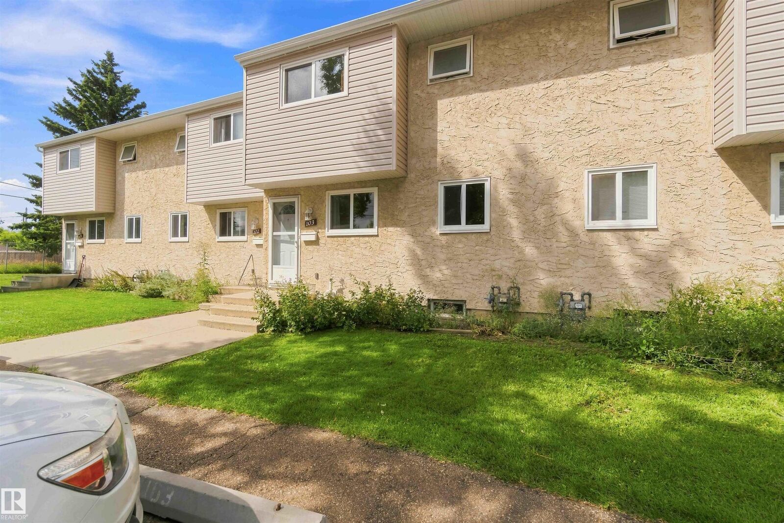 Property Photo:  5231 51 Street 103  AB T0A 0K0 