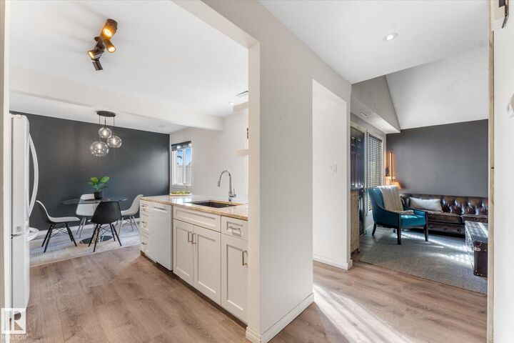 Property Photo: 281 Lancaster Terrace NW AB T5X 5T6
