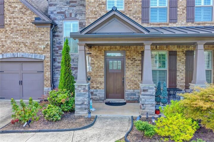 Property Photo: 3528 Tioga Lake Cove GA 30044