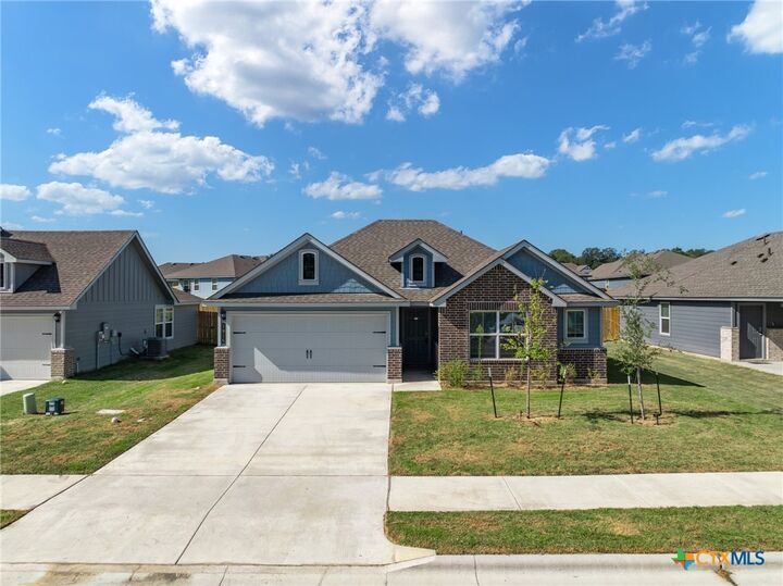Property Photo: 1916 Deodar Drive TX 76513