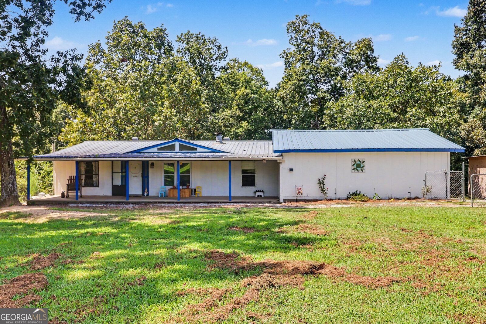 Property Photo:  824 Fairview Farm Circle  GA 30553 