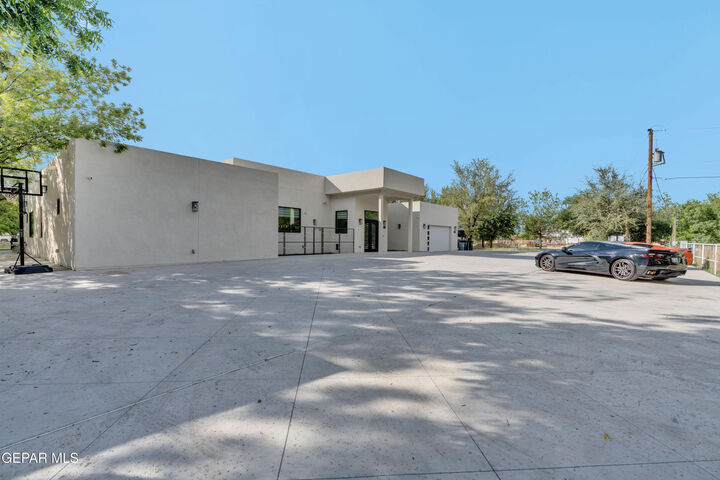 Property Photo:  413 Pendale Road  TX 79907 