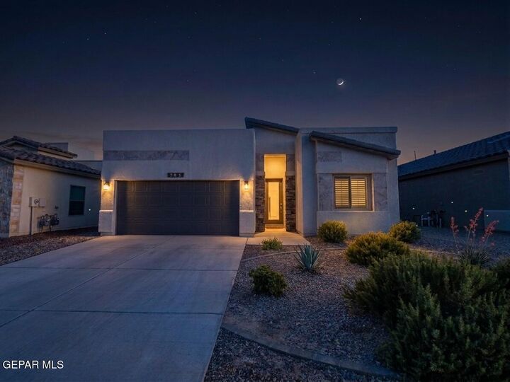 Property Photo: 705 Paseo Dulce Avenue TX 79928