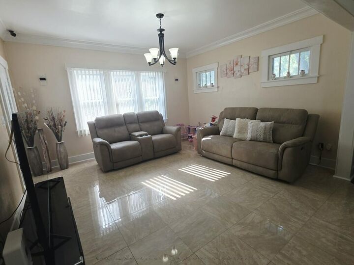 Property Photo: 905 S Eddy St NE 68801