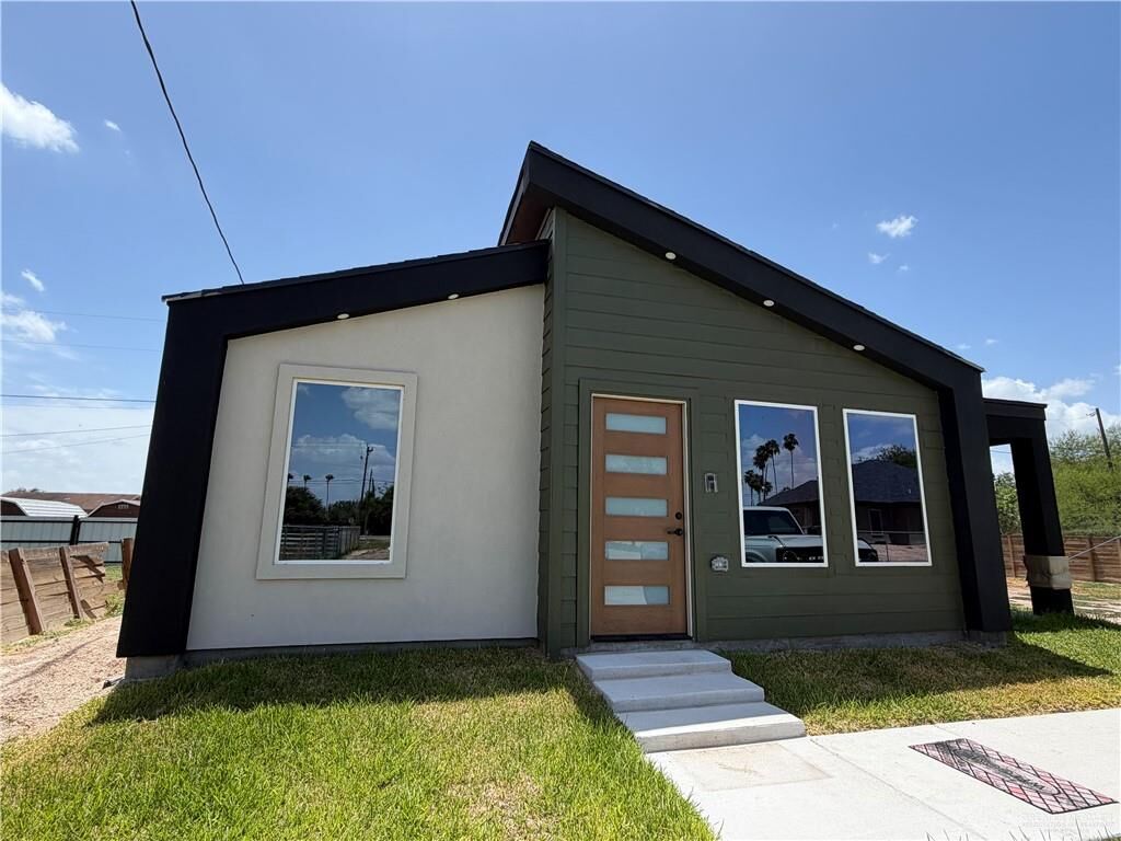 Property Photo:  506 E Mile 10 N  TX 78599 