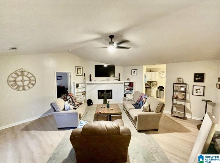 Property Photo:  921 Sedgefield Drive  AL 35150 