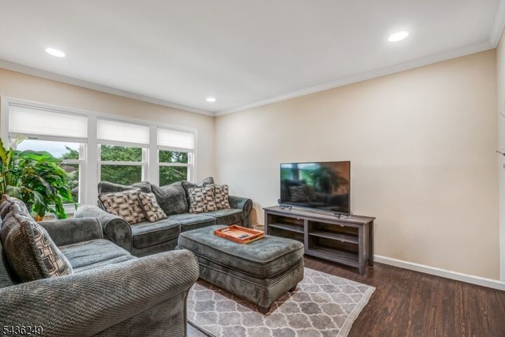 Property Photo:  43 Tiller Dr  NJ 08005 