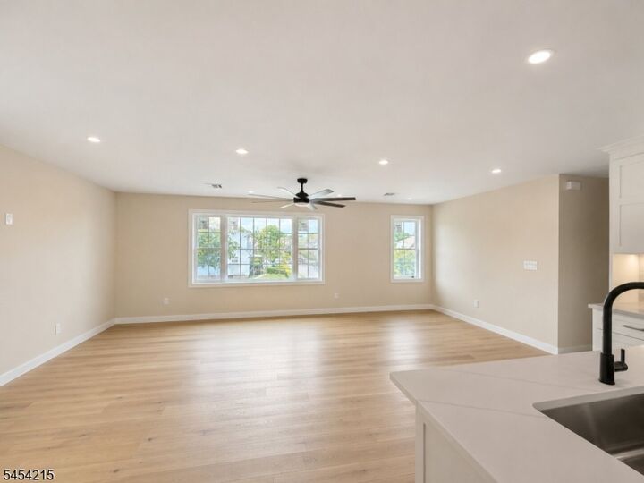 Property Photo:  81 Ellen St 2  NJ 07110 