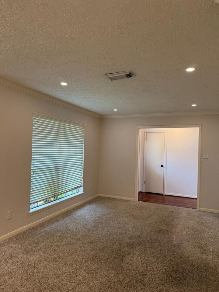 Property Photo: 515 Tresvant Drive TX 77598