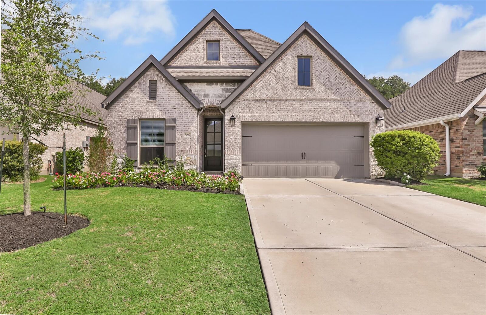 Property Photo: 8499 International Falls Drive TX 77365