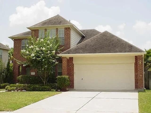Property Photo: 635 Presley Way TX 77479