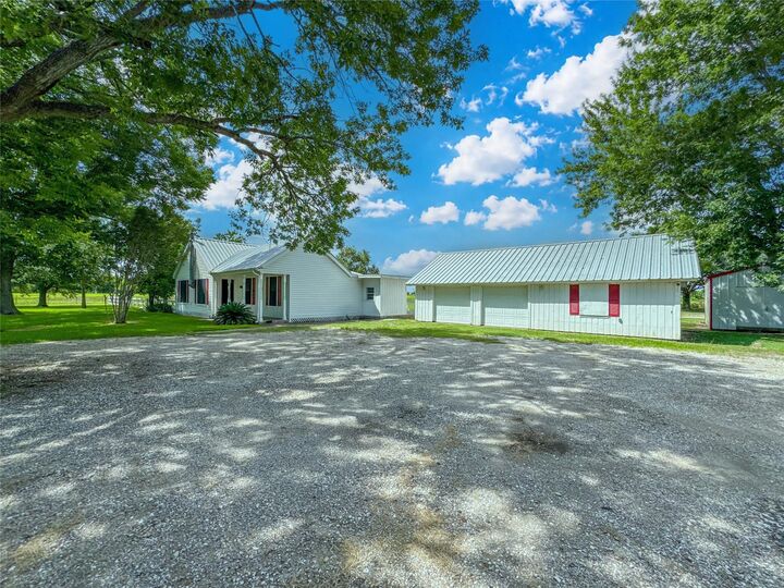 Property Photo: 18021 Dace Lane TX 77511